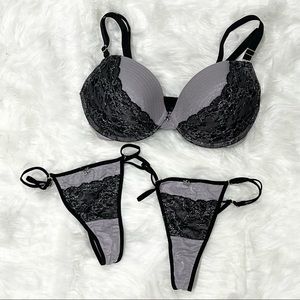 Fredericks of Hollywood Exxtreme Push Up Bra and Panty Set